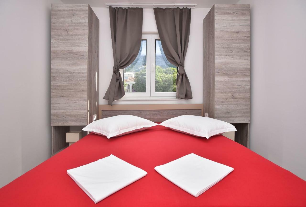 Holiday Home Ivan Makarska Kültér fotó
